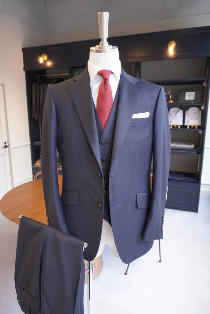 TOLLEGNO／Suit