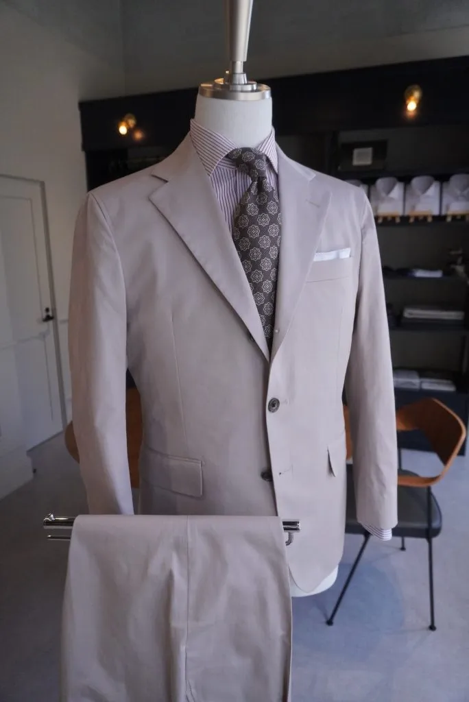 Beige Cotton／Suit　